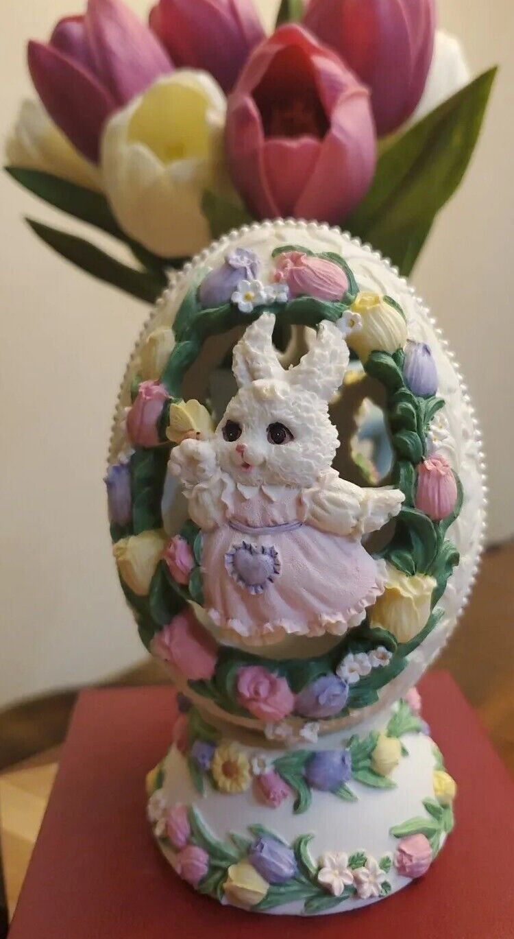🔥vtg Elegance BUNNY Rabbit With Stand  Easter  FIGURINE 8. 5\