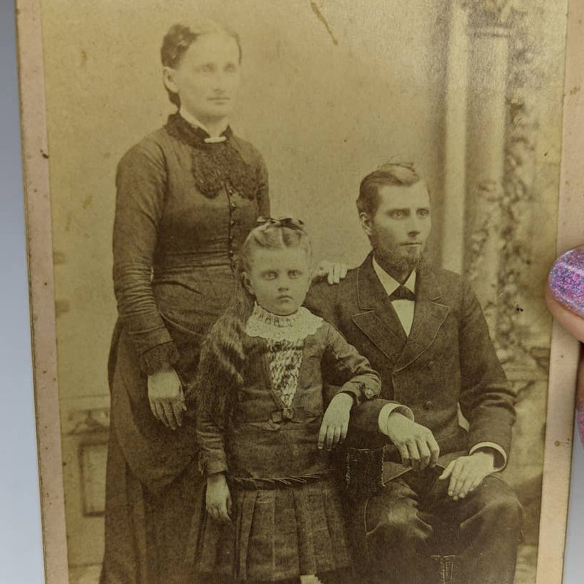 Creepy Fancy Family c1880\'s Cabinet Card Photo Victorian Antique Picture