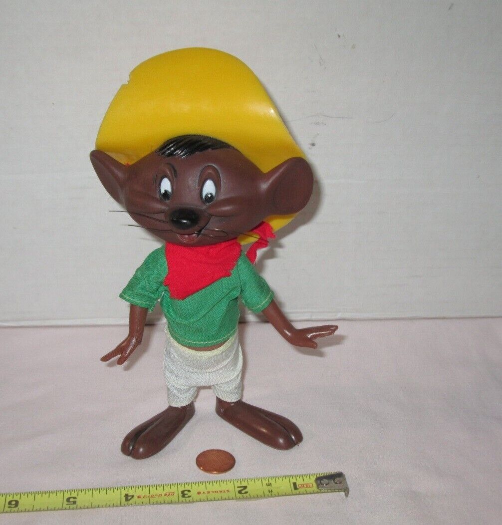 Vintage Looney Tunes 7-1.2” Speedy Gonzales With Clothes PVC Figure; By R. Dakin