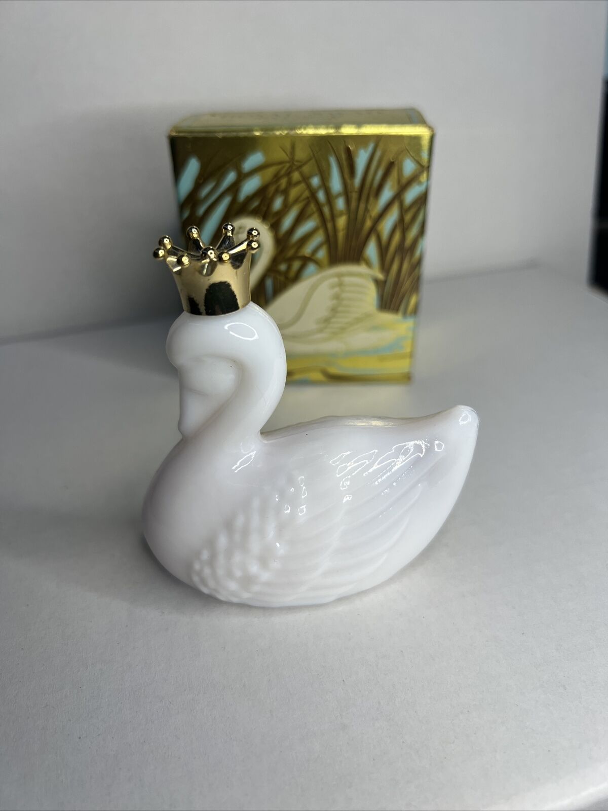 Vintage Avon Royal Swan Elusive Cologne Has Factory Flaw That Looks Like A Crack