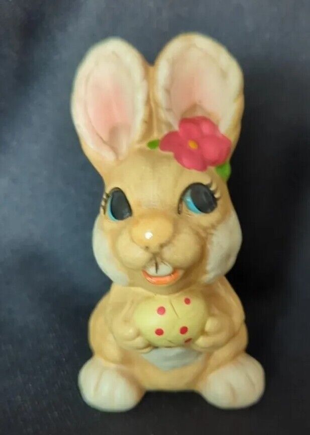 Vintage Easter Bunny Happy Funny Figurine Rabbit Egg Flower 1970s Collectible 4\