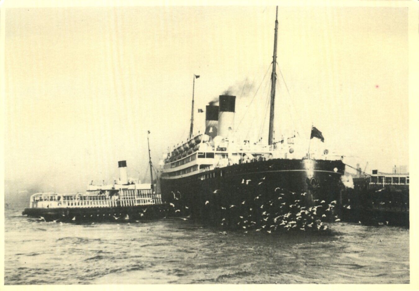 SS Laurentic Shipping in the Mersey 1930s Liverpool England Reprint Postcard
