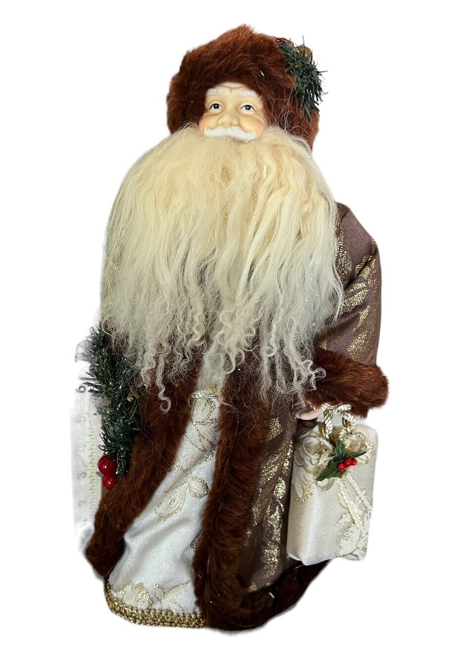 15 Inch Tall Santa Claus Decoration Figure Christmas With Wreath And Presents
