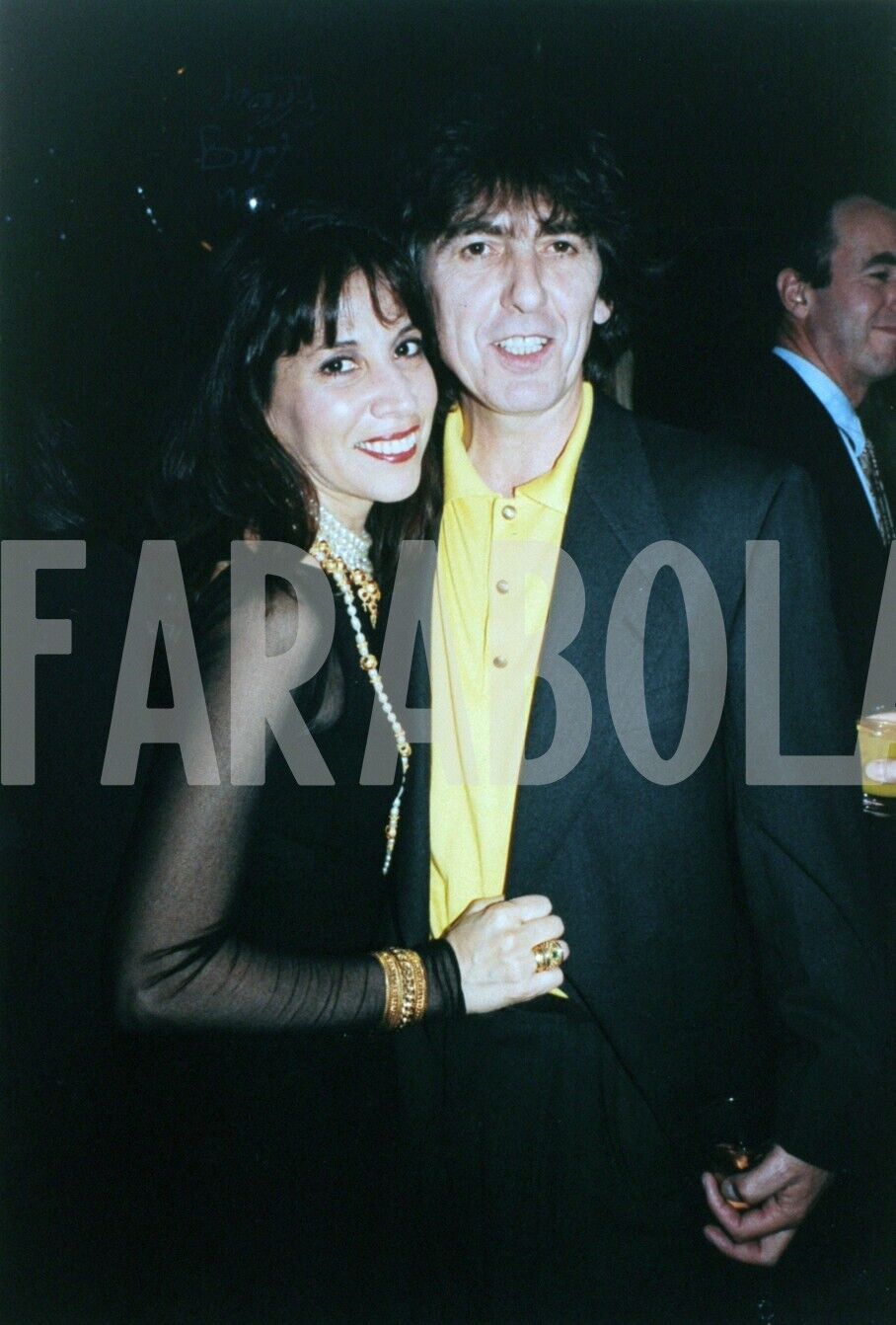 Vintage Press Photo George Harrison, Beatles With Wife, 8 5/16x5 7/8in