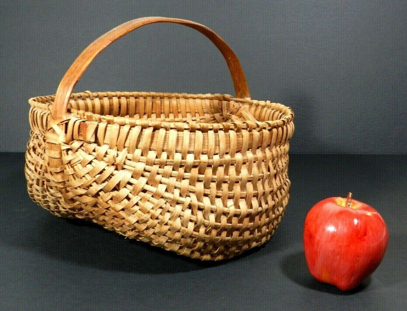 Antique Vintage Woven Oak Splint Handle Egg Gathering Buttocks Basket