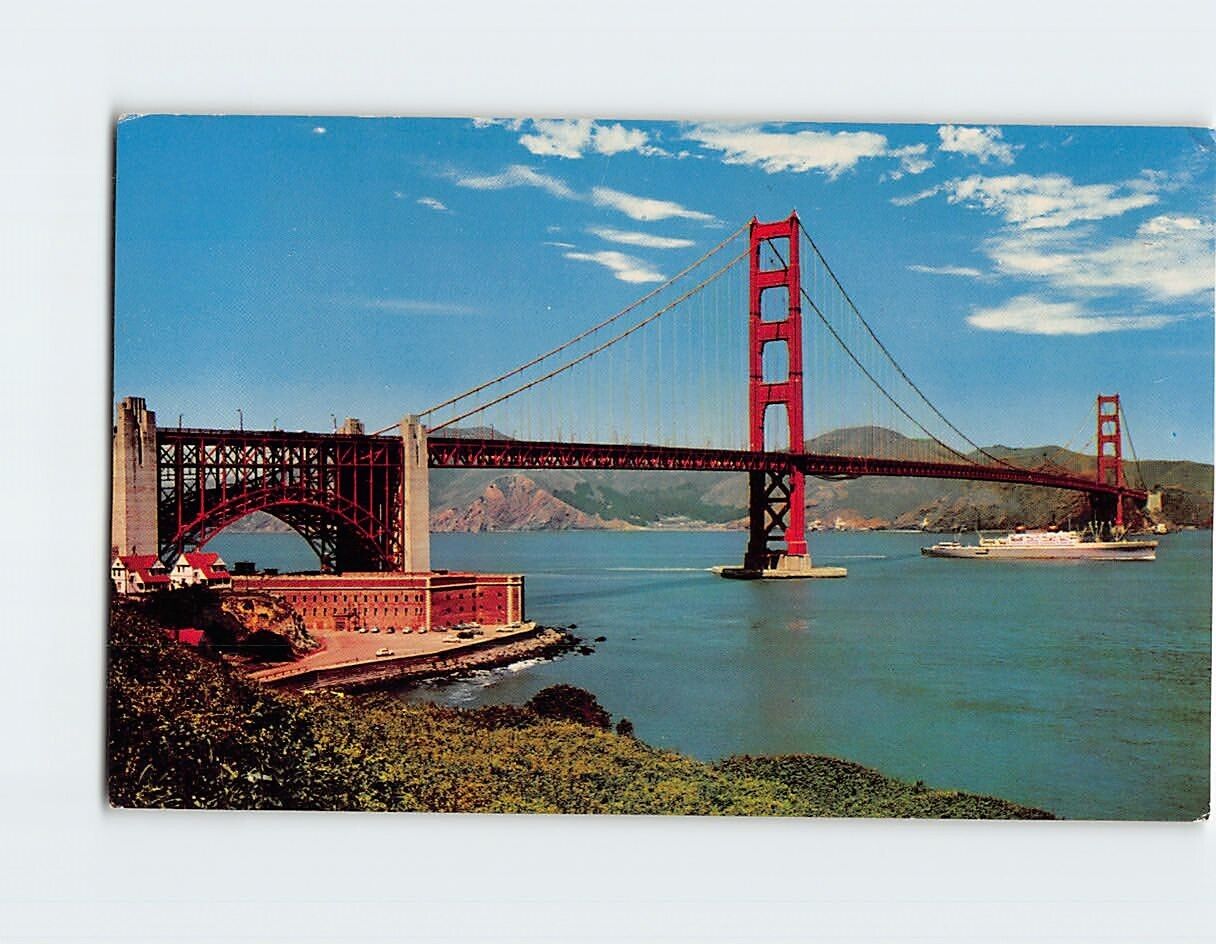Postcard Golden Gate Bridge, San Francsico, California