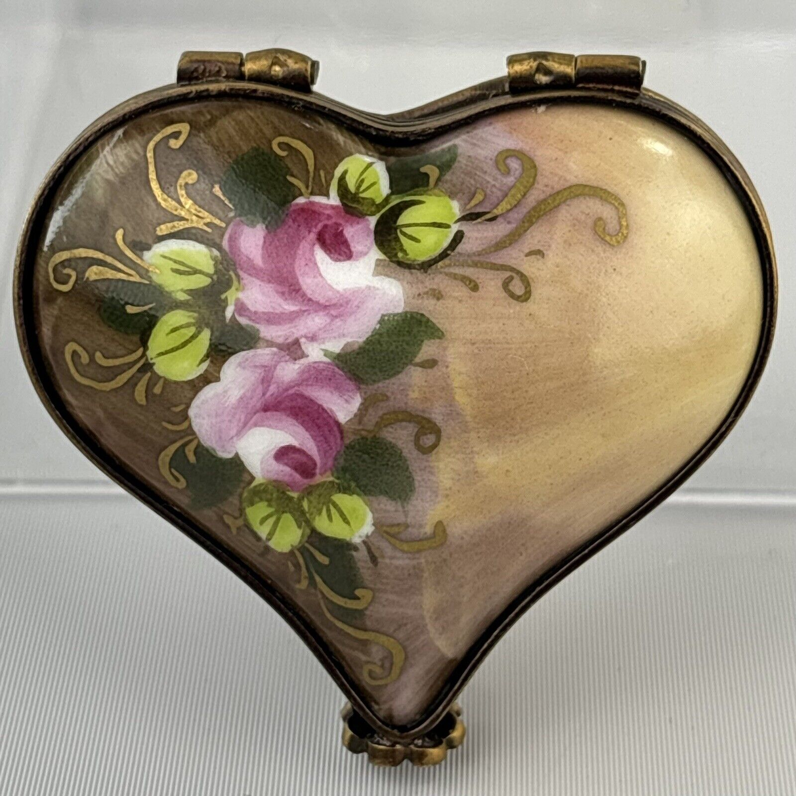 Beautiful Hand-painted Vintage Limoges Heart Shaped Trinket Box