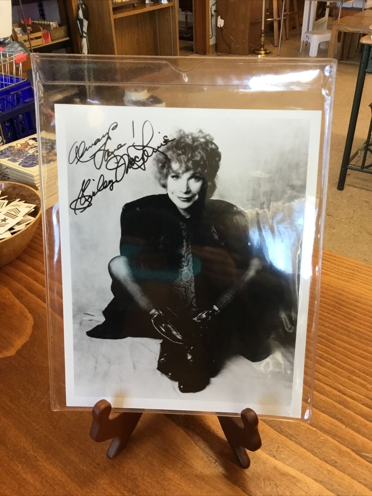 Shirley MacLaine 8 x 10 Black and White Photo Signed Autographed
