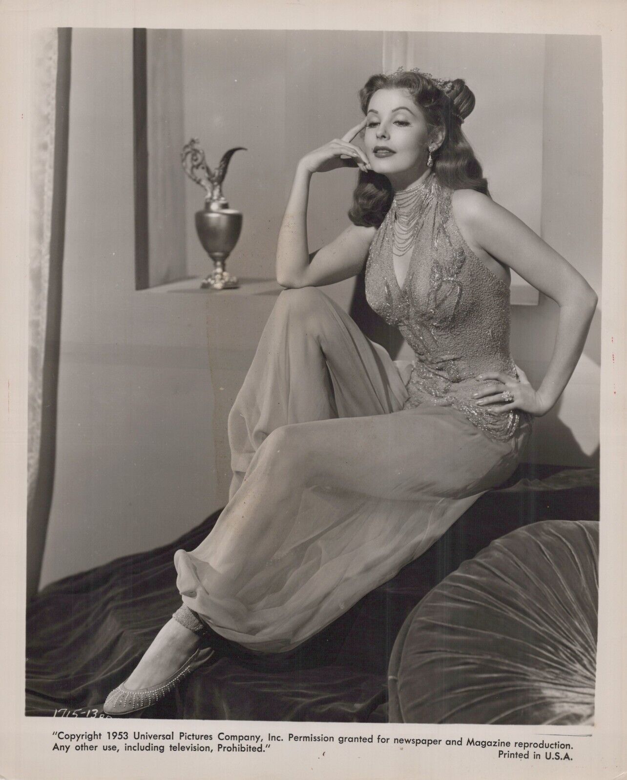 Arlene Dahl (1953) Hollywood beauty - Stylish Pose Original Vintage Photo K 96