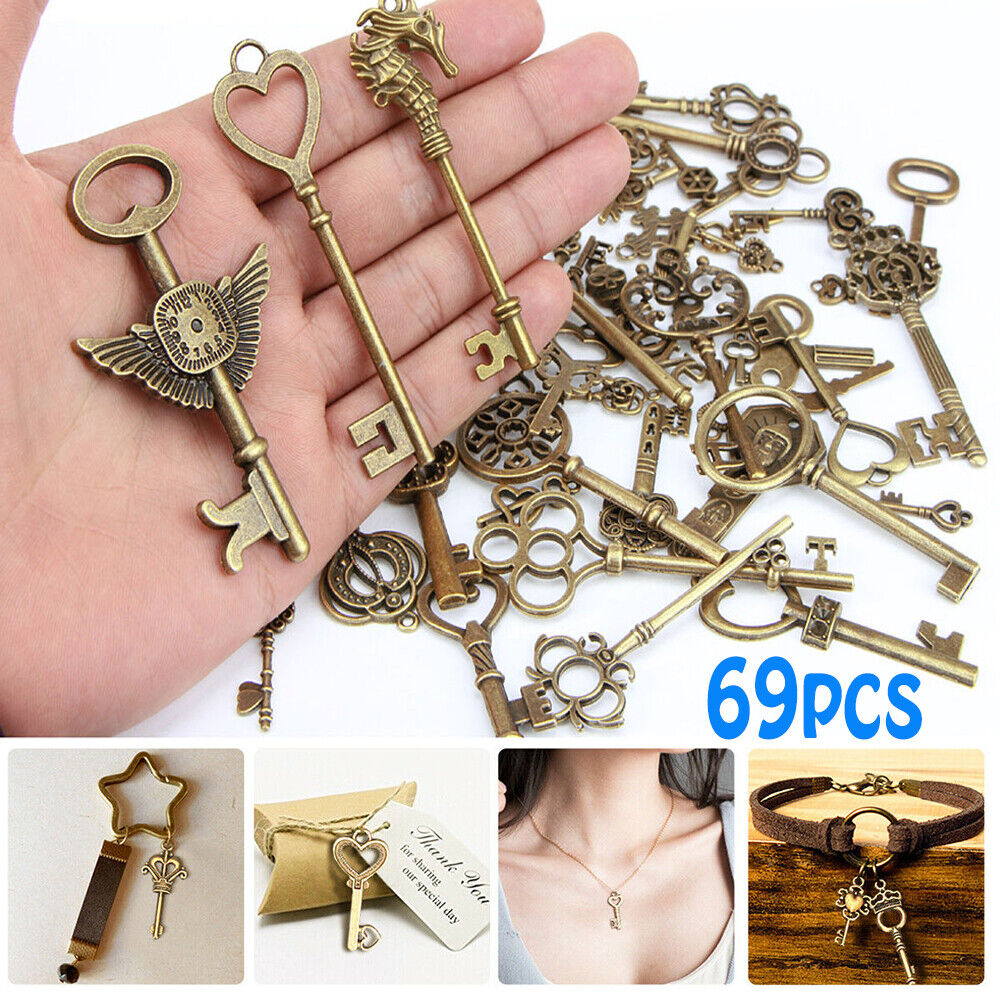 69pcs/Set Vintage Keys Lot Antique Furniture Cabinet Old Lock Key Pendant Charms