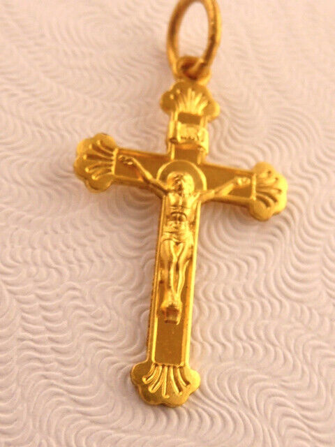 VINTAGE .999 PURE GOLD YELLOW GOLD STAMPED 999 FINE CATHOLIC CROSS PENDANT