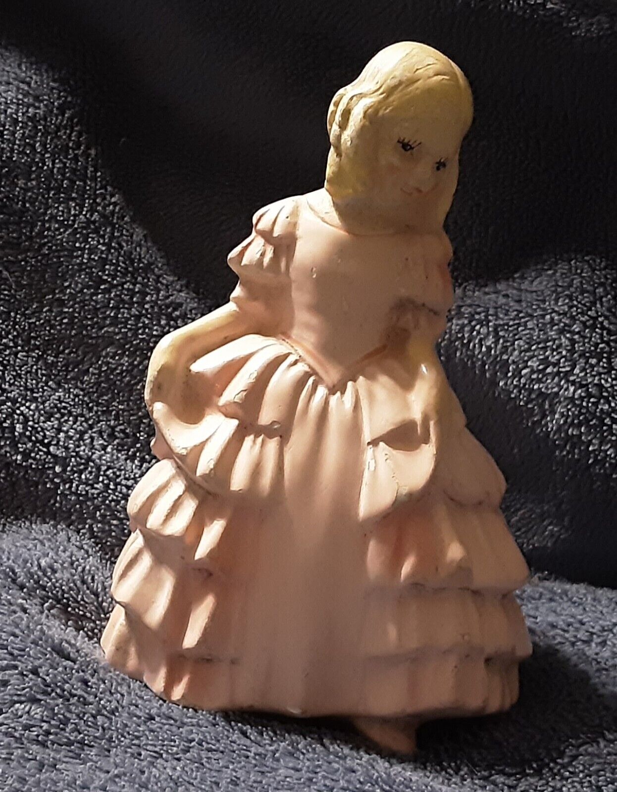 Vintage Coventry Ware Chalkware Young Girl in Pink Dress 2085c