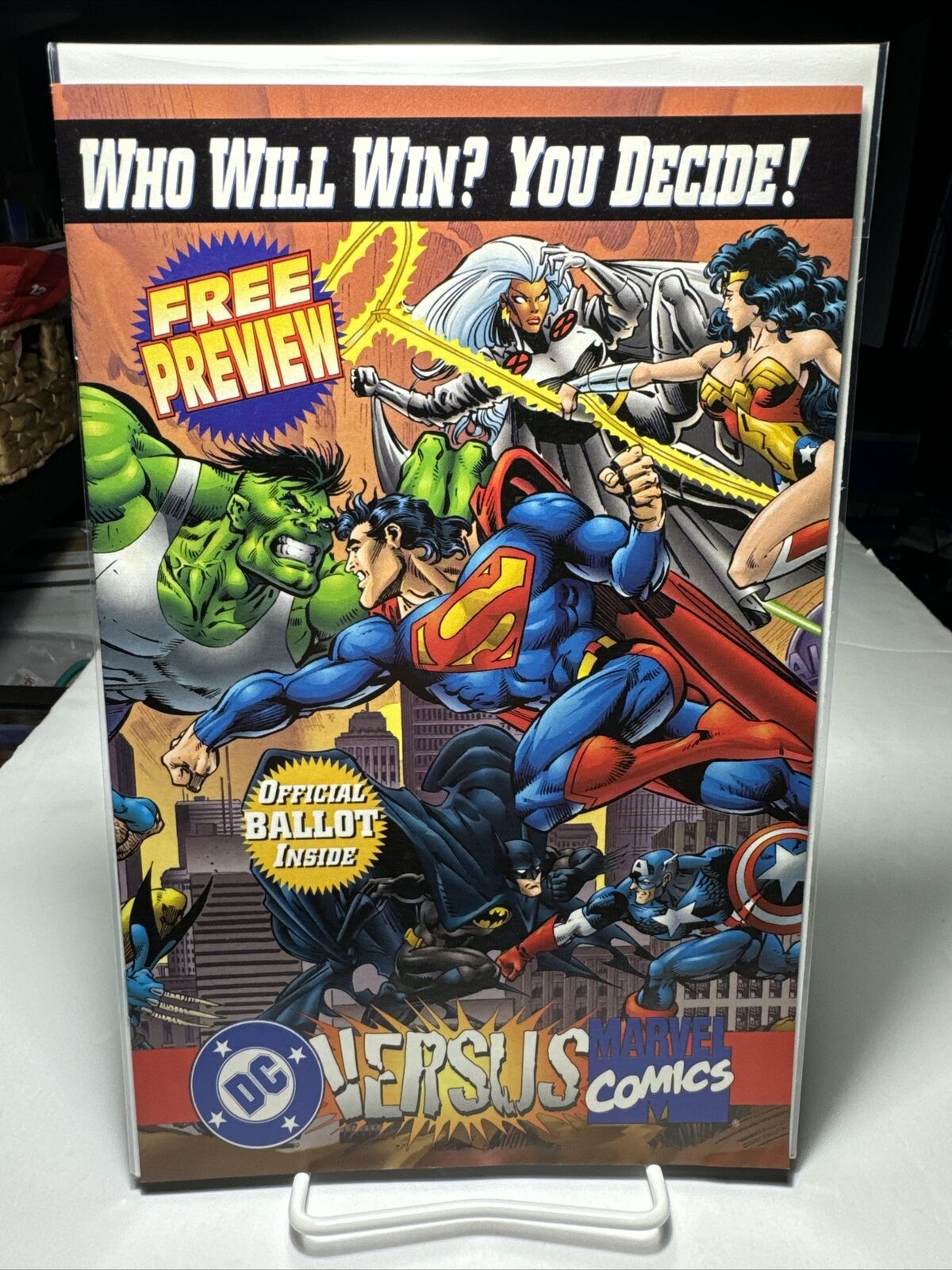 DC Versus Marvel Free Preview 1995 W/ Ballot And Trading Card Attached