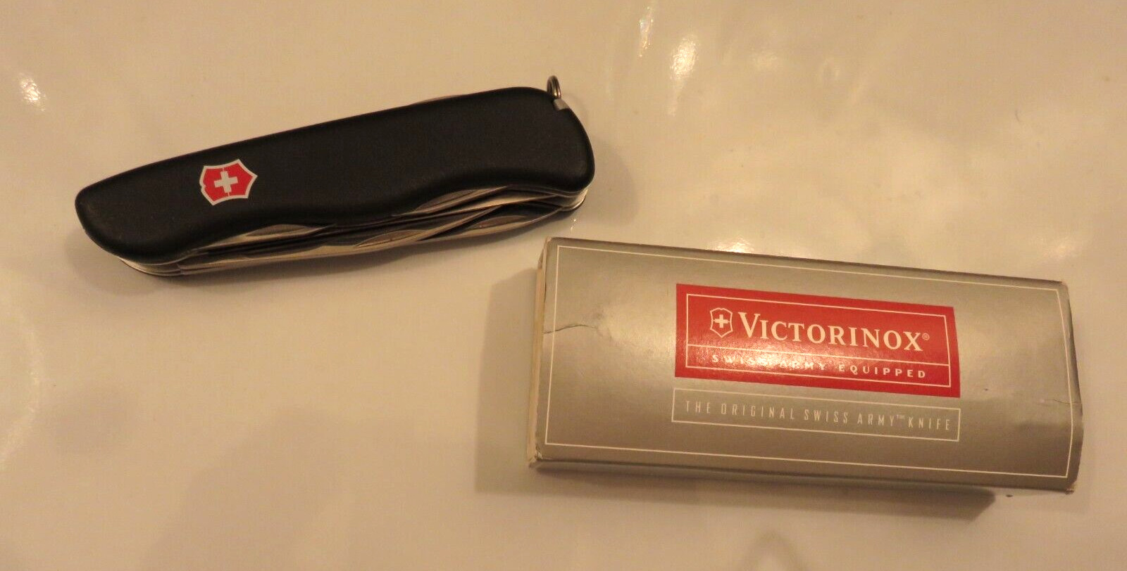 Victorinox Swiss Army Pocket Knife Fireman Black Perfect Original Box 54867 Disc