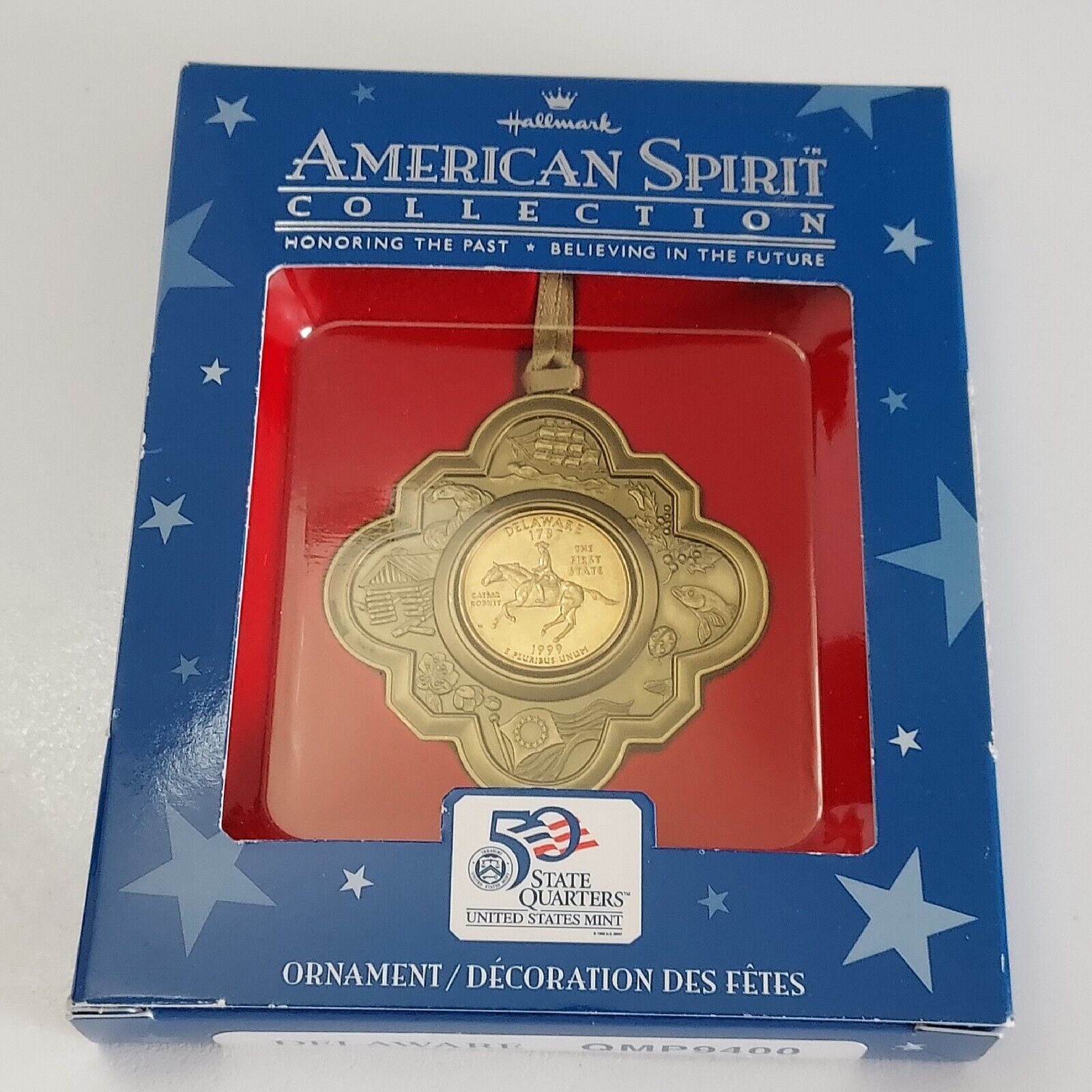 Hallmark American Spirit Collection Delaware Quarter QMP9400 Ornament Open Box