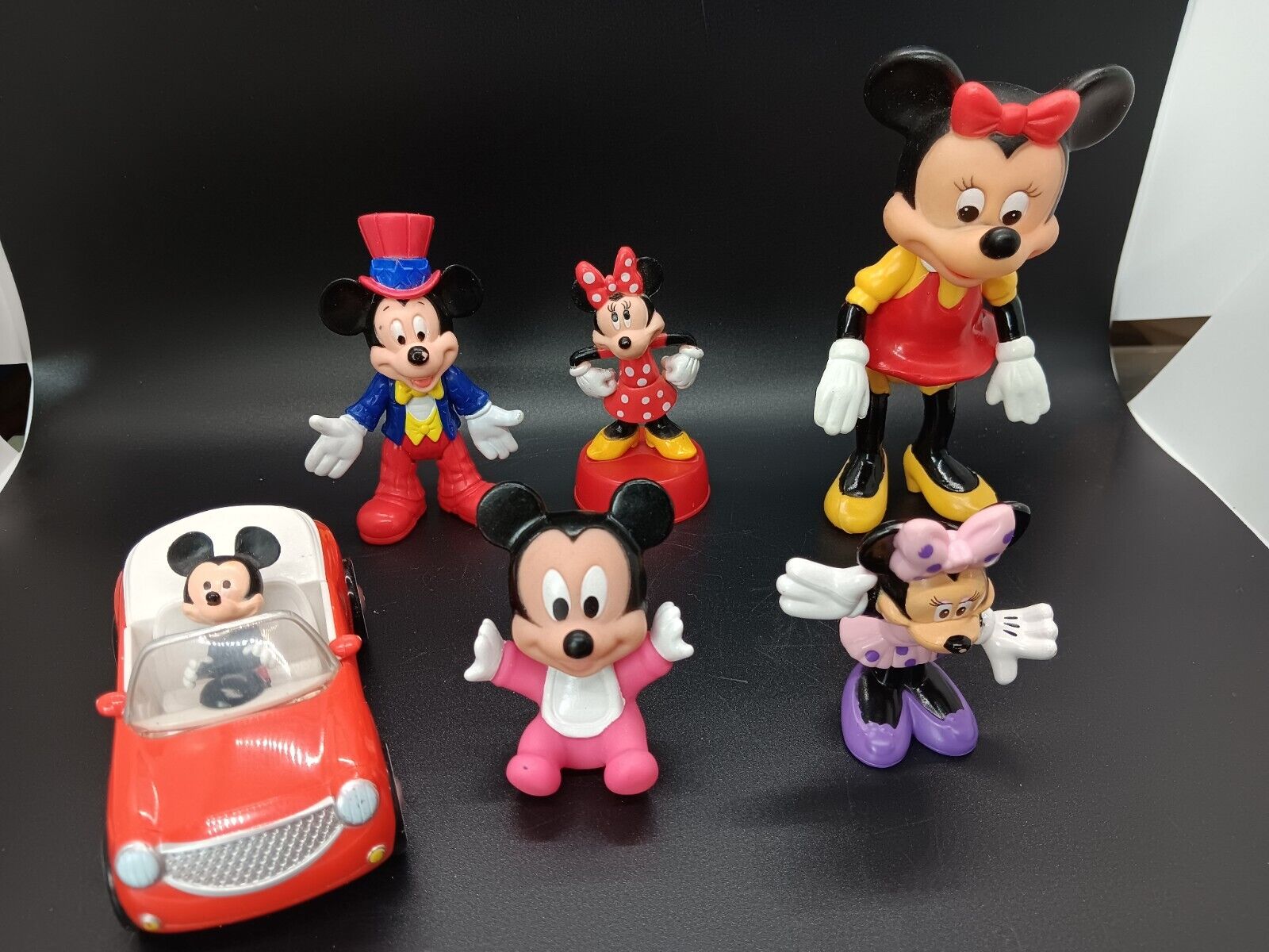 Lot of 6 Vintage Minny/Mickey Mouse Figurines and a Car