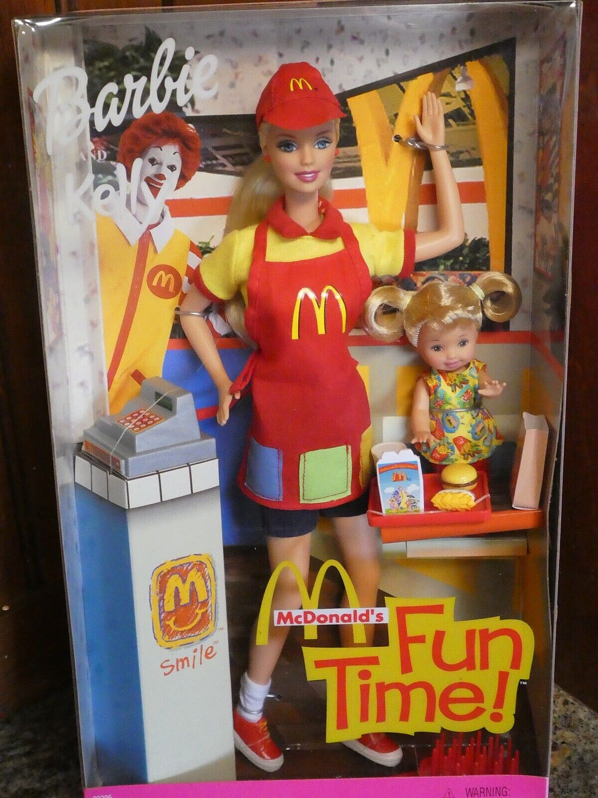 2001 FUN TIME MCDONALD\'S  BARBIE & KELLY GIFTSET MINT NRFB ADORABLE