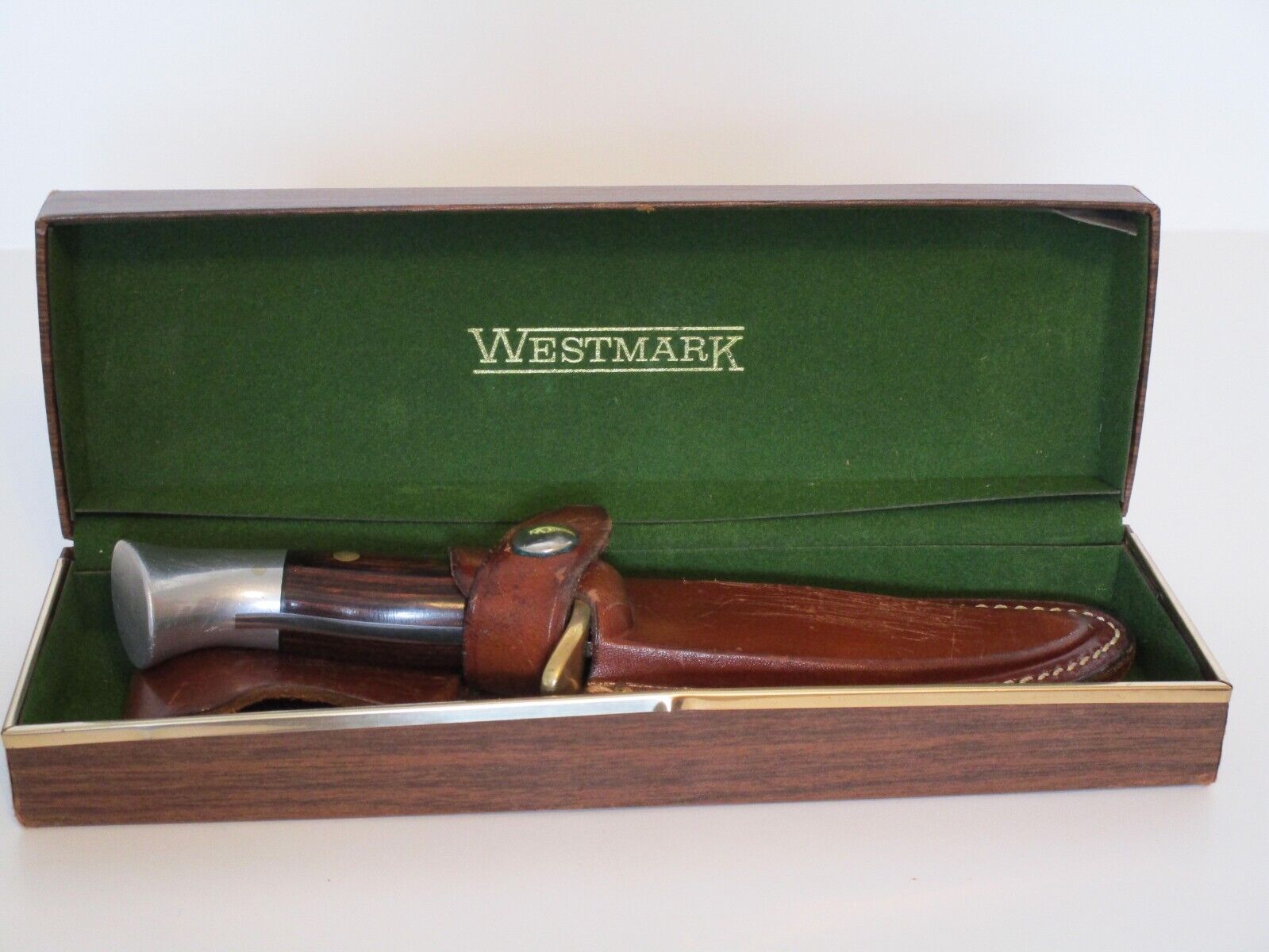 VINTAGE~WESTERN CUTLERY~WESTMARK~MODEL 702~KNIFE W/ ORIGINAL CASE AND SHEATH