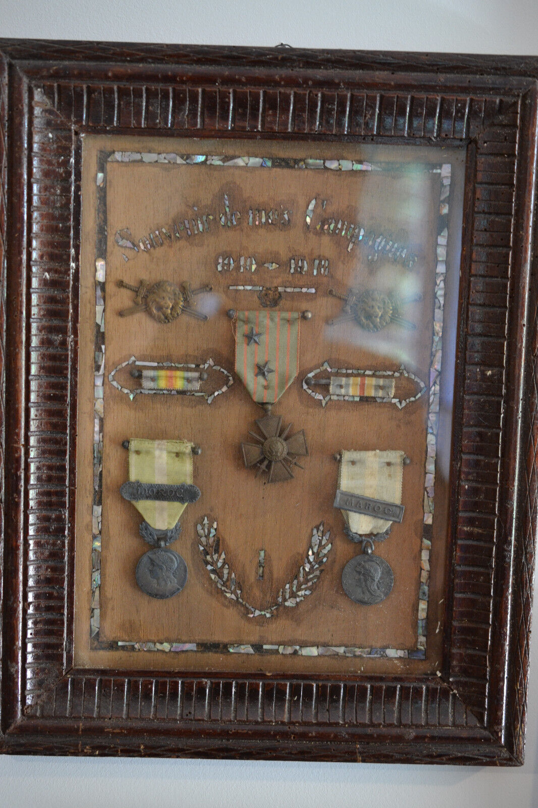A1&) French Military Medal Frame War 1914 1918 and Morocco Medal