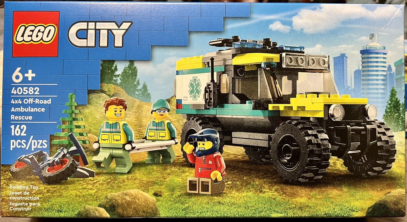 LEGO 4X4 Off-Road Ambulance Rescue Set #40582 GWP BRAND NEW IN BOX SEALED 2023