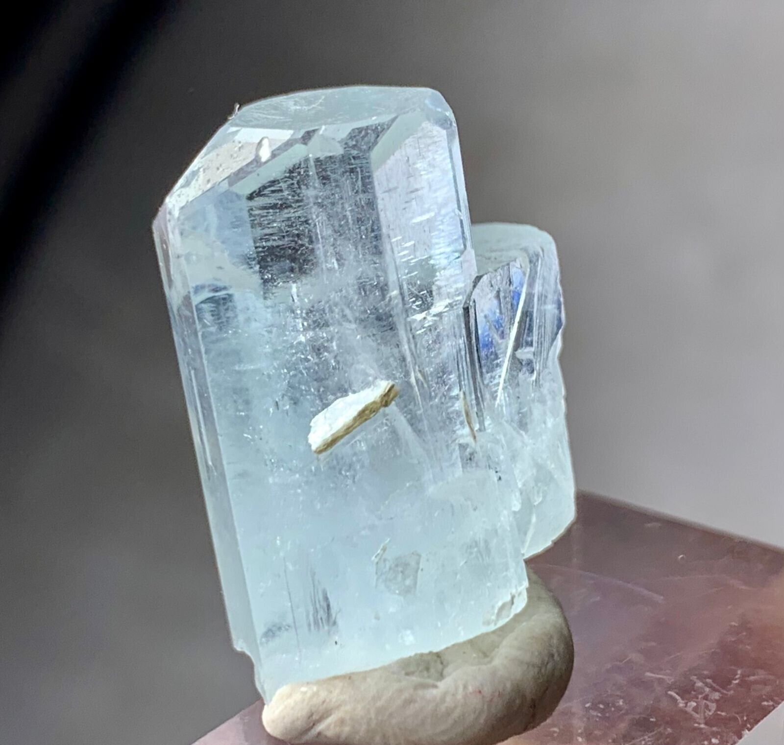 44 Carat beautiful terminated aquamarine crystal from Pakistan