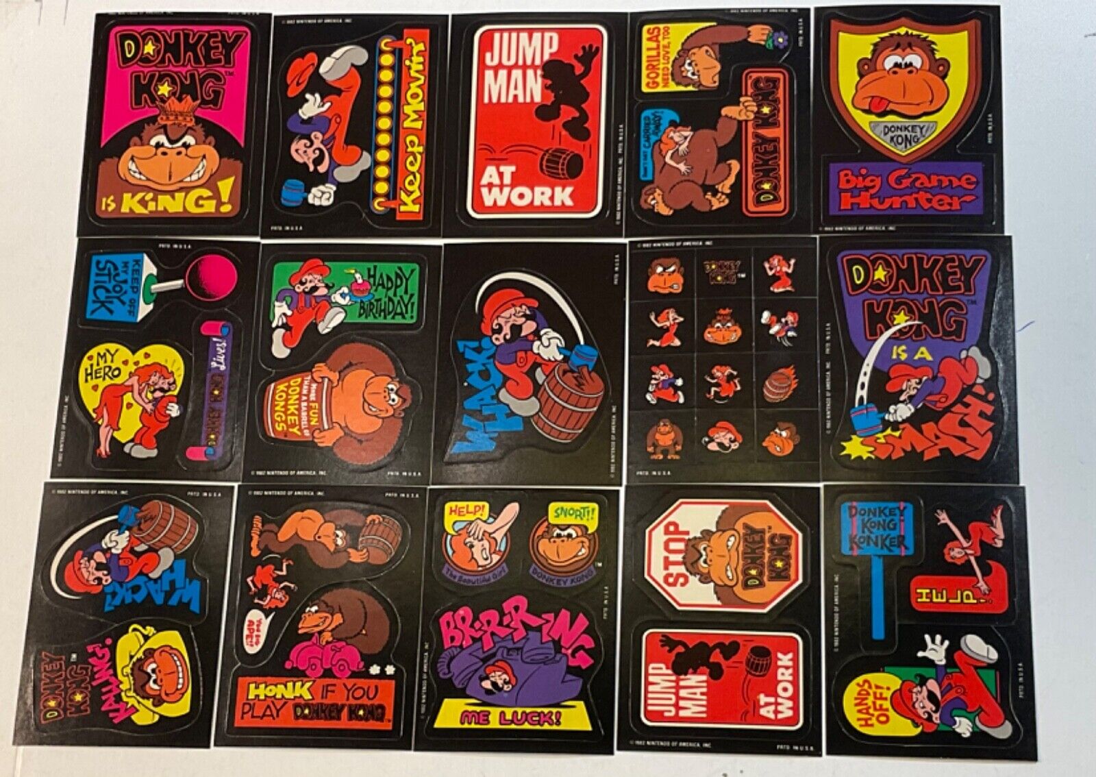 1982 TOPPS NINTENDO DONKEY KONG STICKER SET COMPLETE 32 CARDS + SCRATCH OFFS