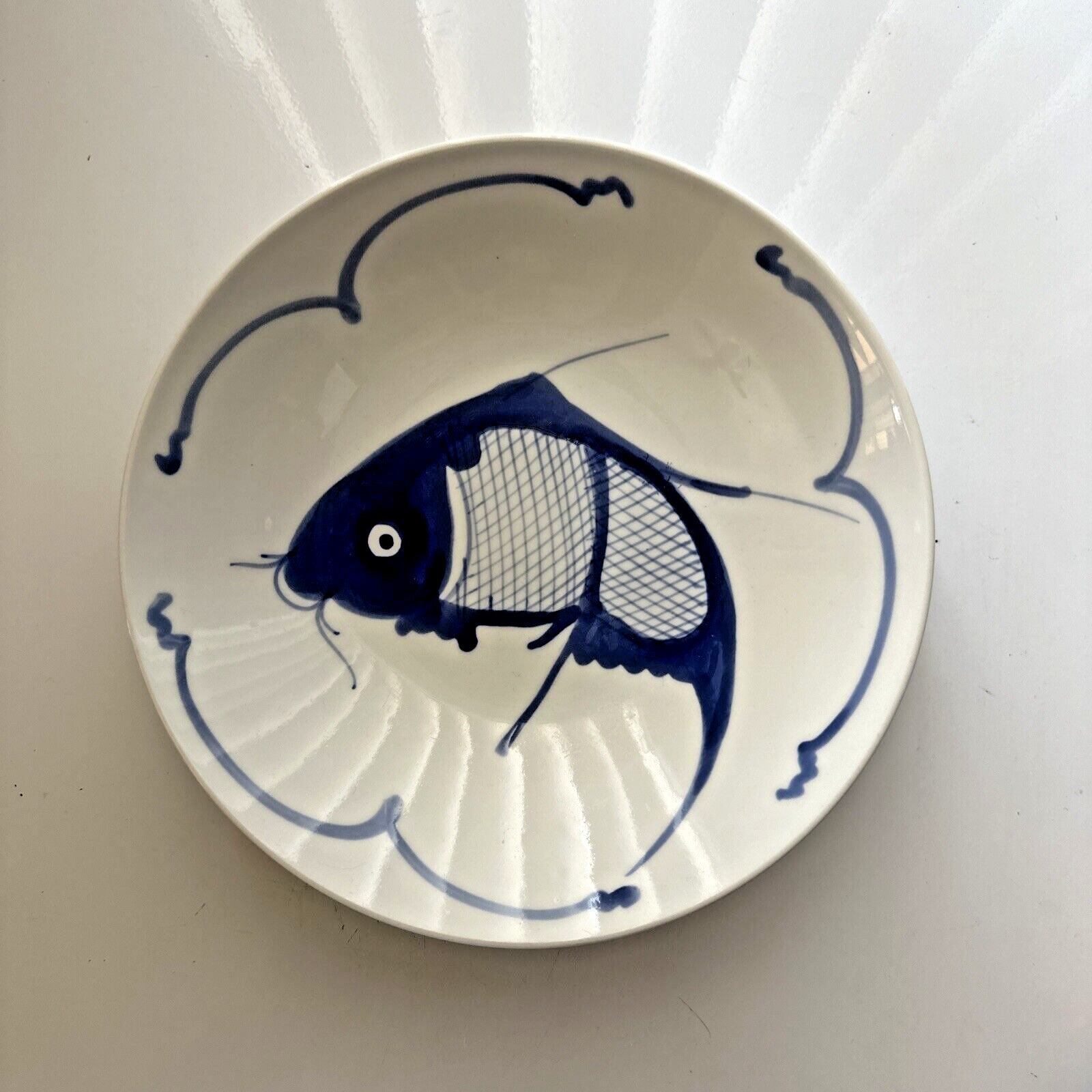 Vintage Chinese Blue and White Deep Plate Bowl Carp Koi Fish 9\
