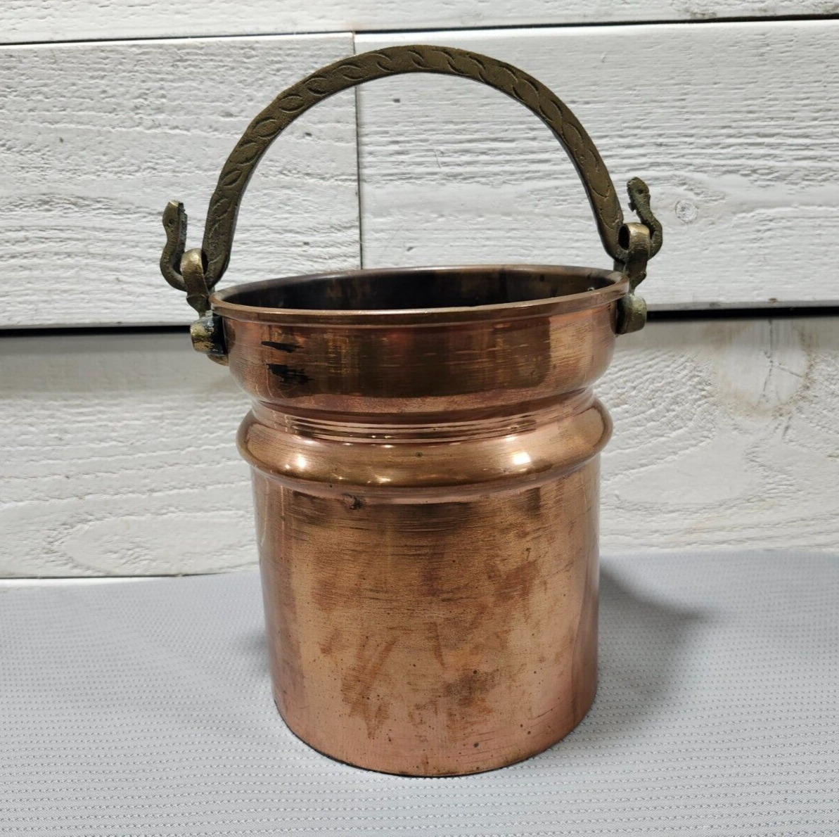 Vintage Hand Made Imax Old World Copper Pail Brass Snake Handle from Turkey TS4