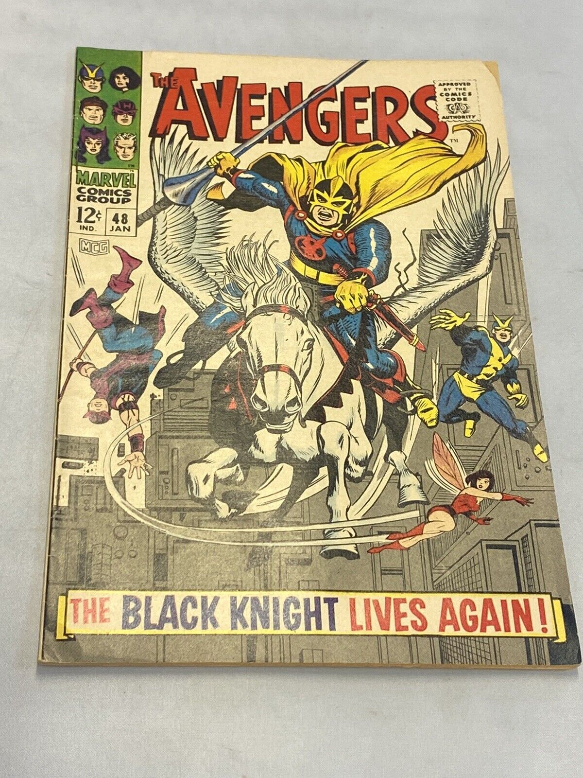 Avengers #48 - 1st Black Knight Dane Whitman 1968 Marvel Comics