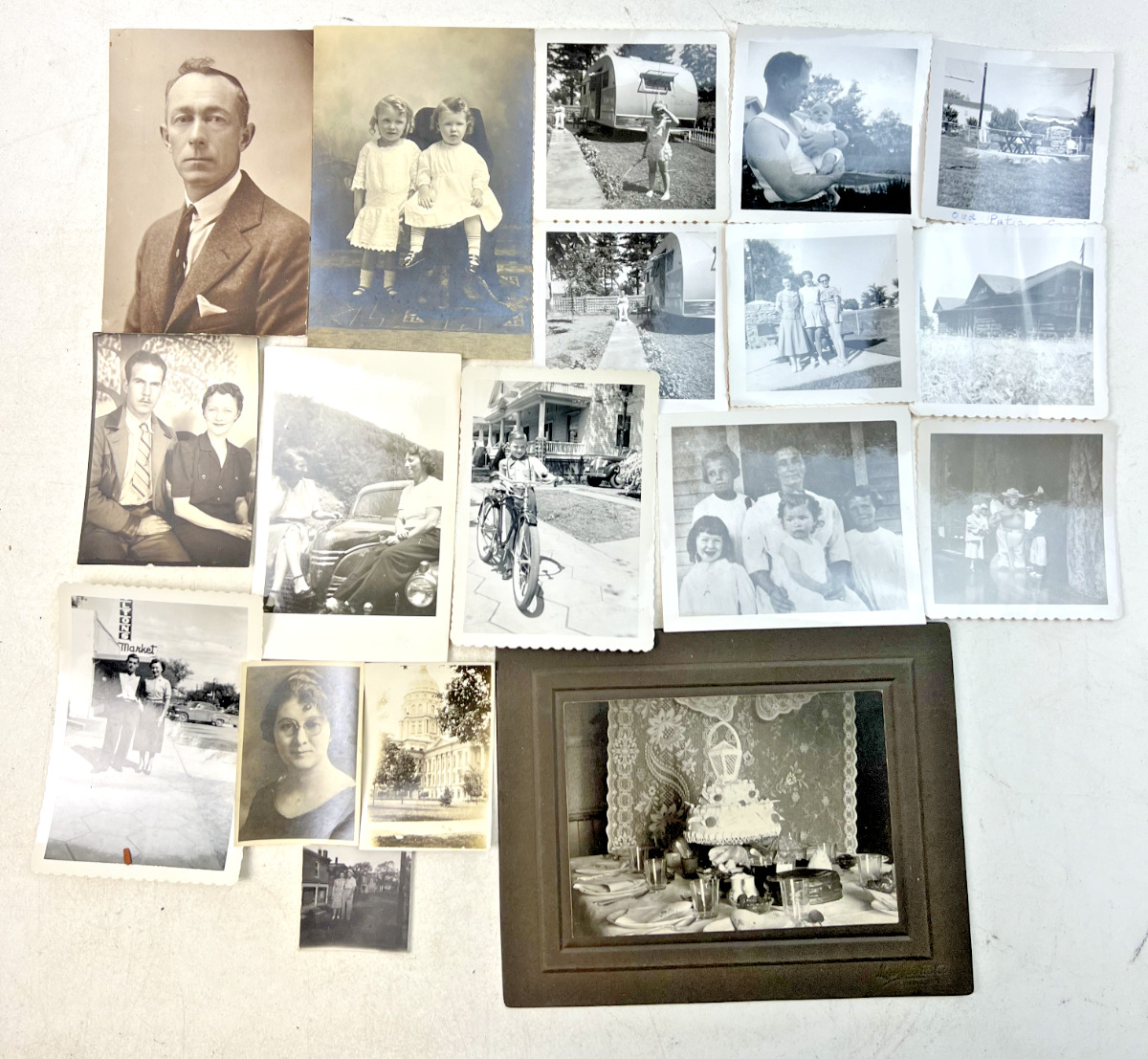 Vintage 1940s-1950s Photographs - Lot of 18