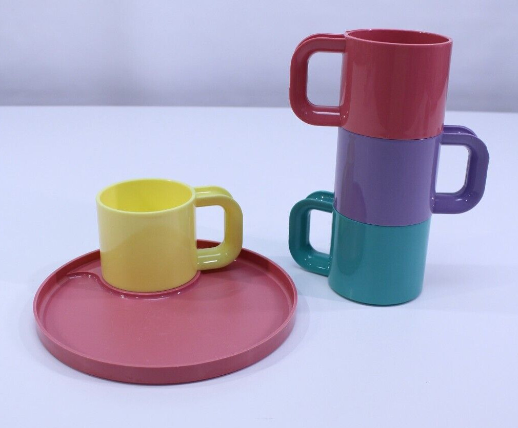 VTG Ingrid Chicago Stacking Mugs Cups Plate Melamine 1970s Set 5 Multi Color