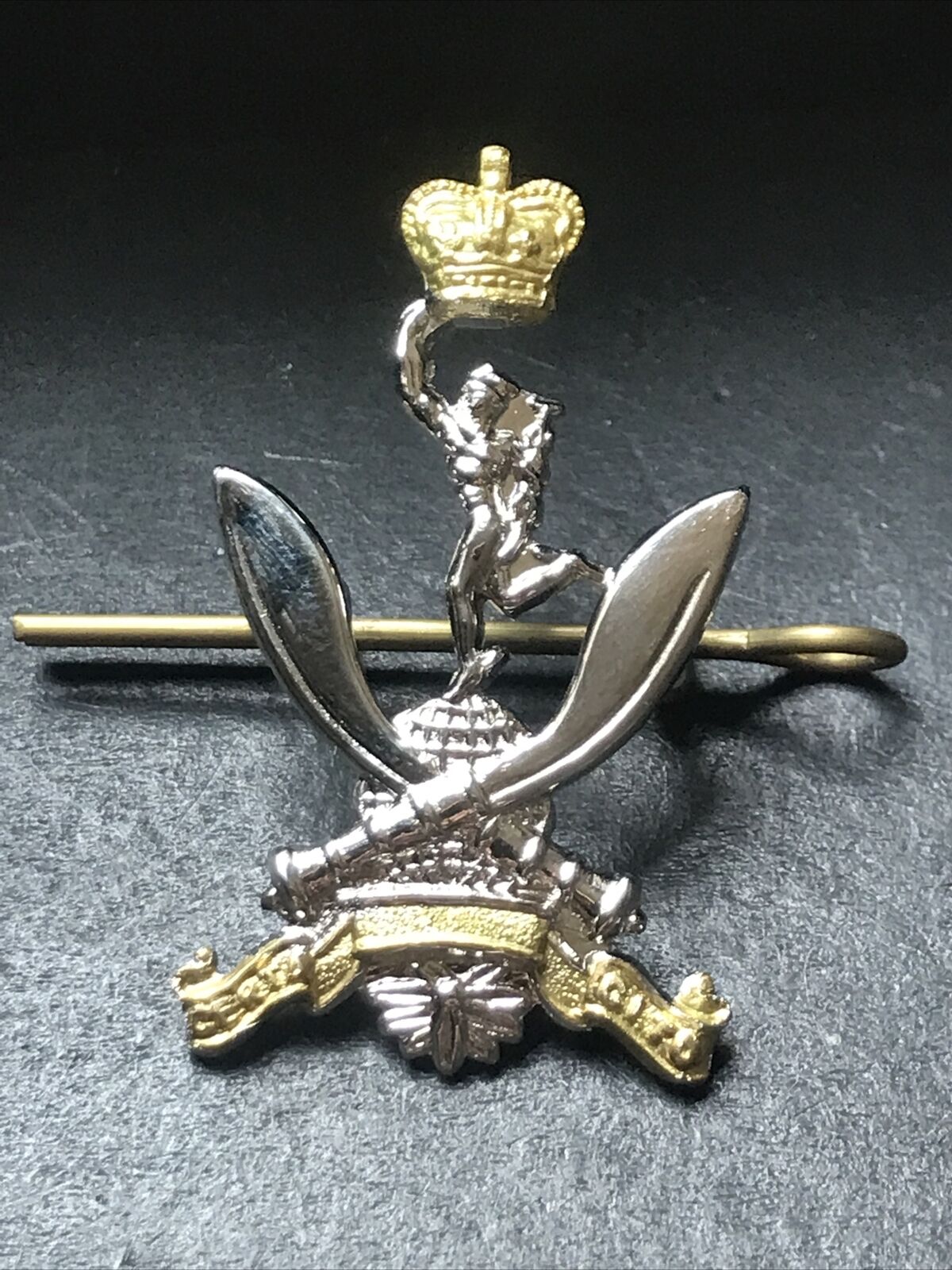 Gurkha Signals Original British Army Cap Badge