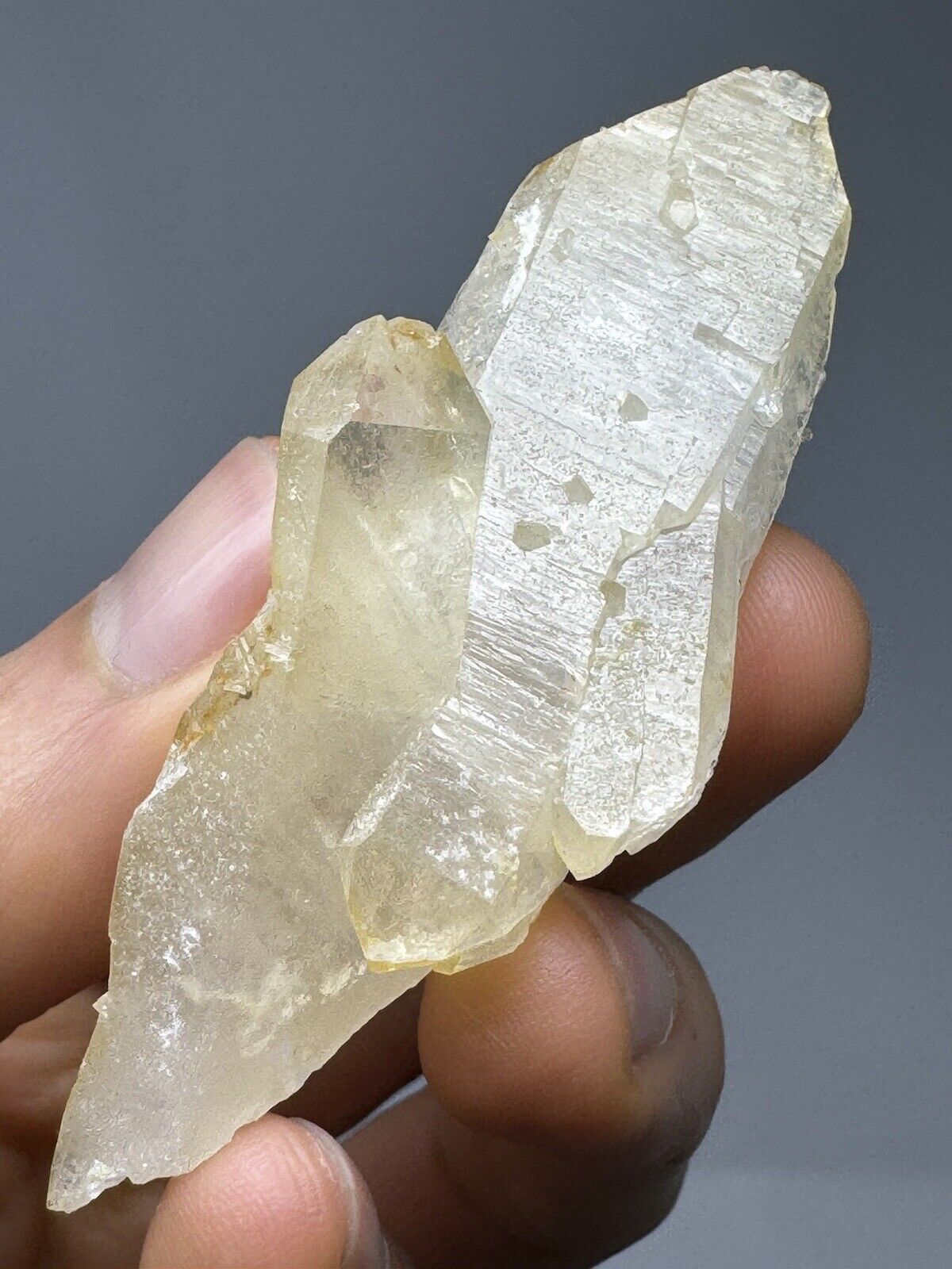 SUPERB Golden Healer Arkansas Quartz Natural Point 25.3g AR USA Crystal L9f