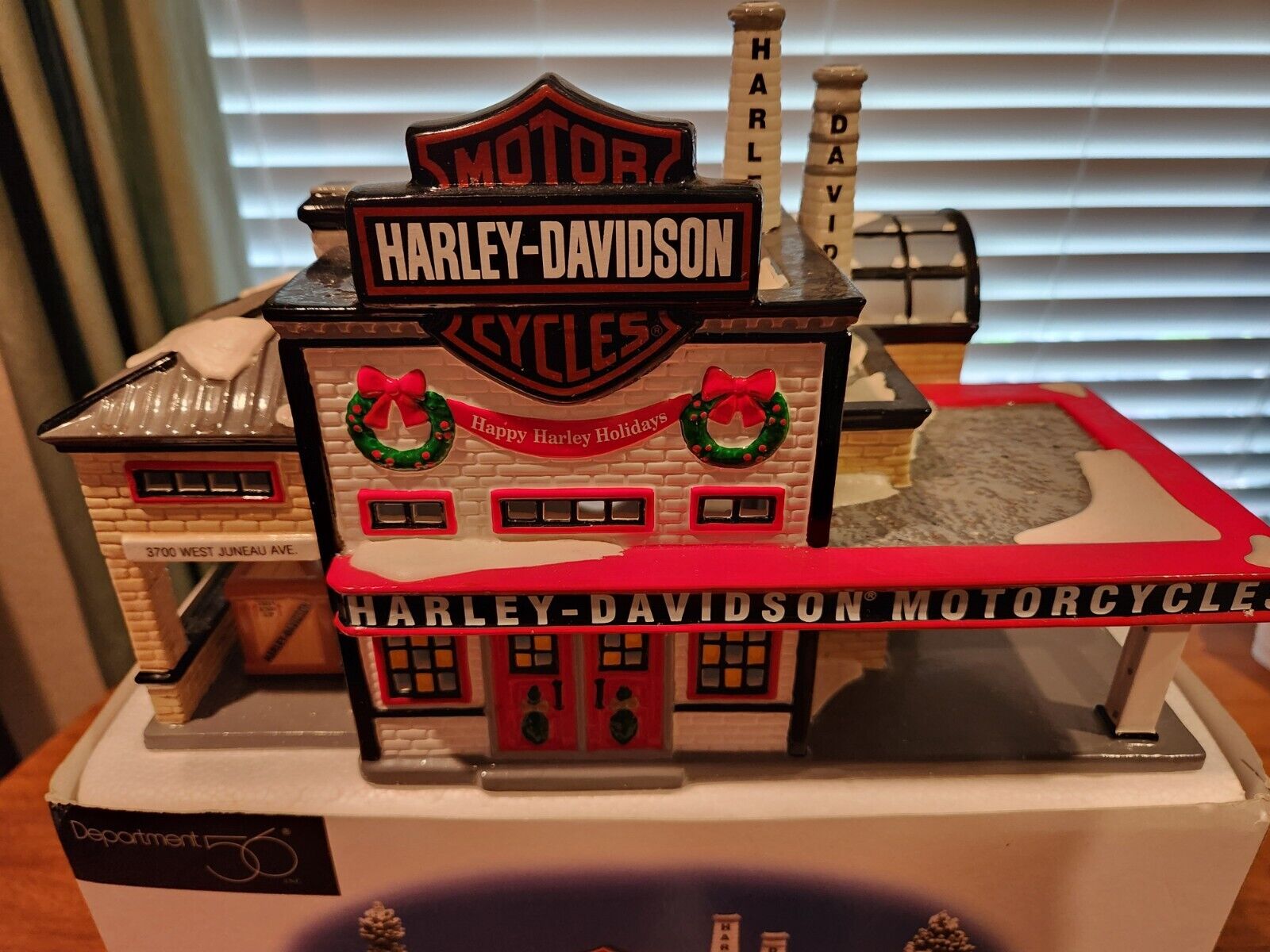 Dept 56 - Harley Davidson Building- Christmas Village