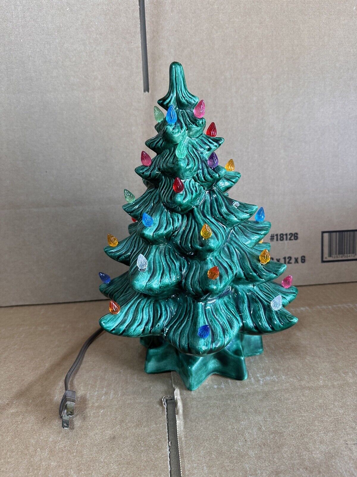 Vintage Atlantic Mold Ceramic Christmas Tree 13” With Lights