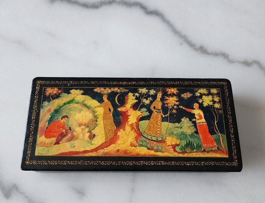 Vintage Russian Lacquer Wood Box Hand Painted / Russian Jewelry Box