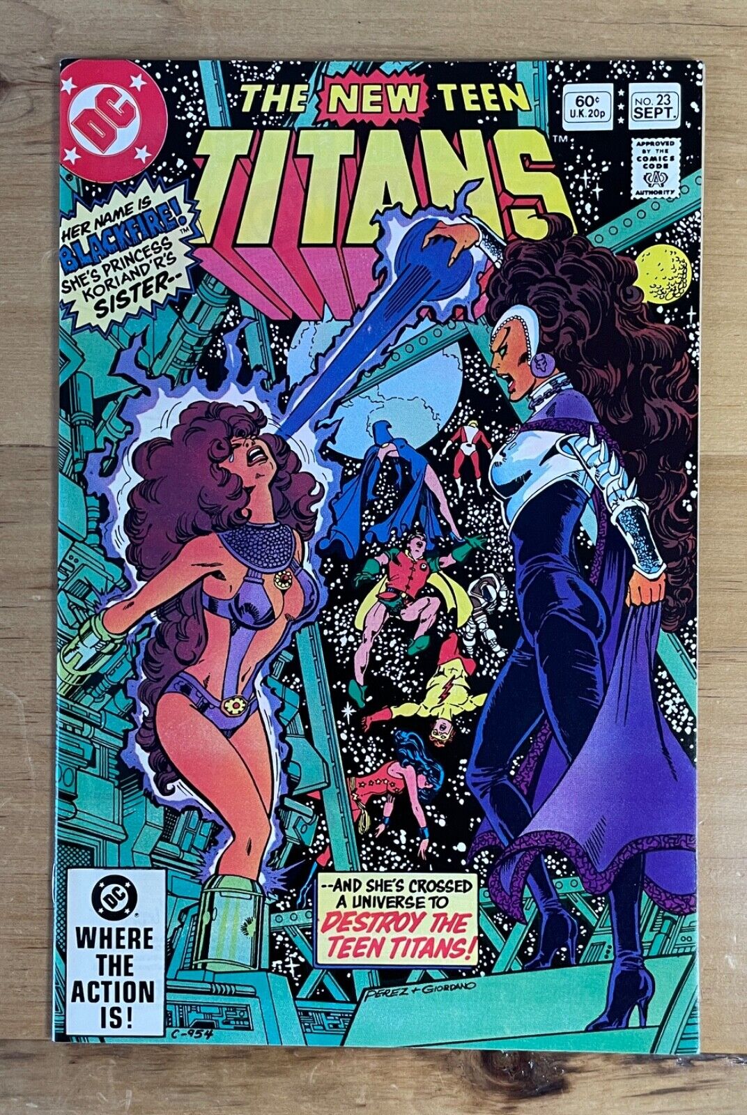 THE NEW TEEN TITANS #23 ~ DC COMICS 1982 ~ NM