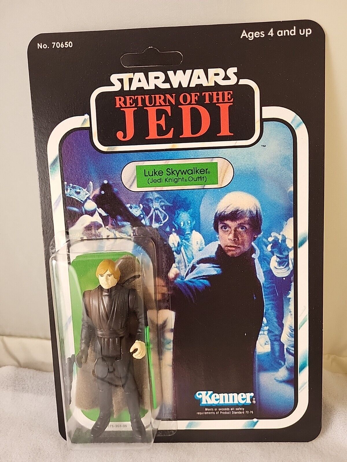 1983 Kenner Star Wars ROTJ Luke Skywalker Jedi Knight MOC Unpunched 65 Back
