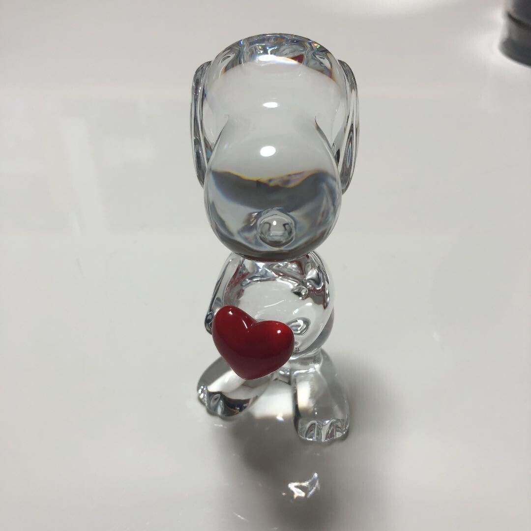 Baccarat Peanuts Cartoon Snoopy with Heart 70th Anniv. Crystal Figurine w/o Box