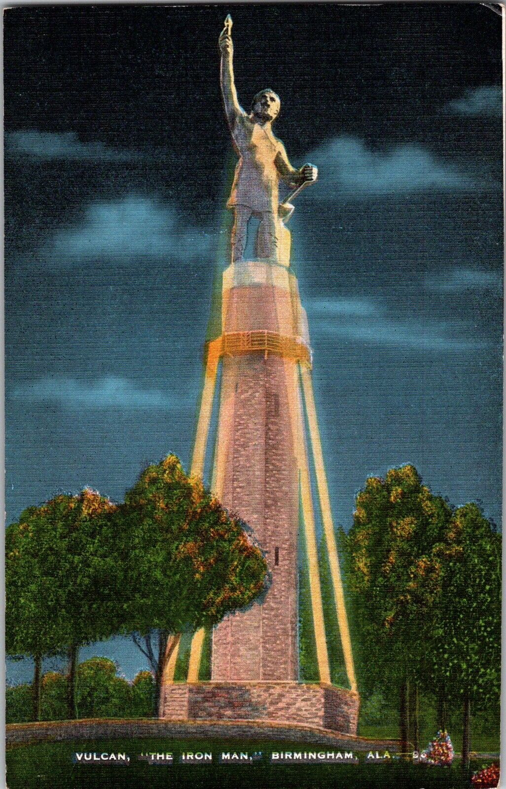 Linen Postcard, Vulcan The Iron Man, Birmingham, Alabama AL (1208)