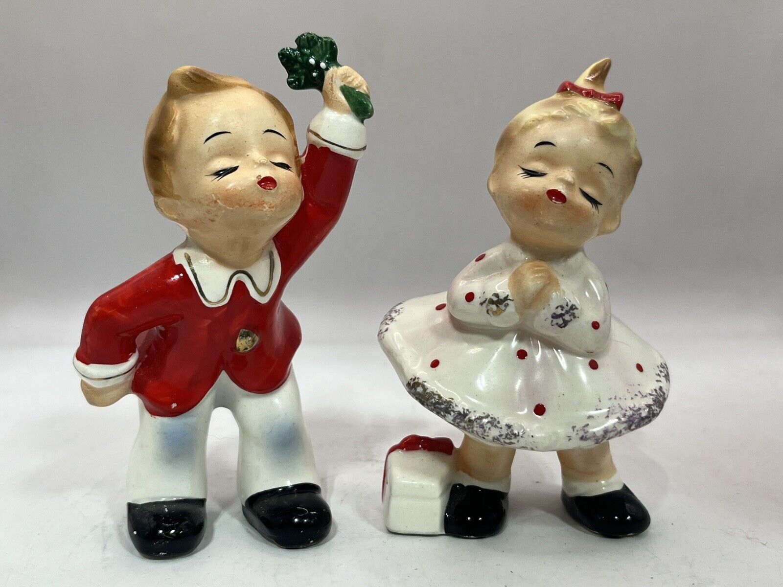 Rare Vtg Josef Originals Kissing Christmas Couple Under Mistletoe Cute Stickers