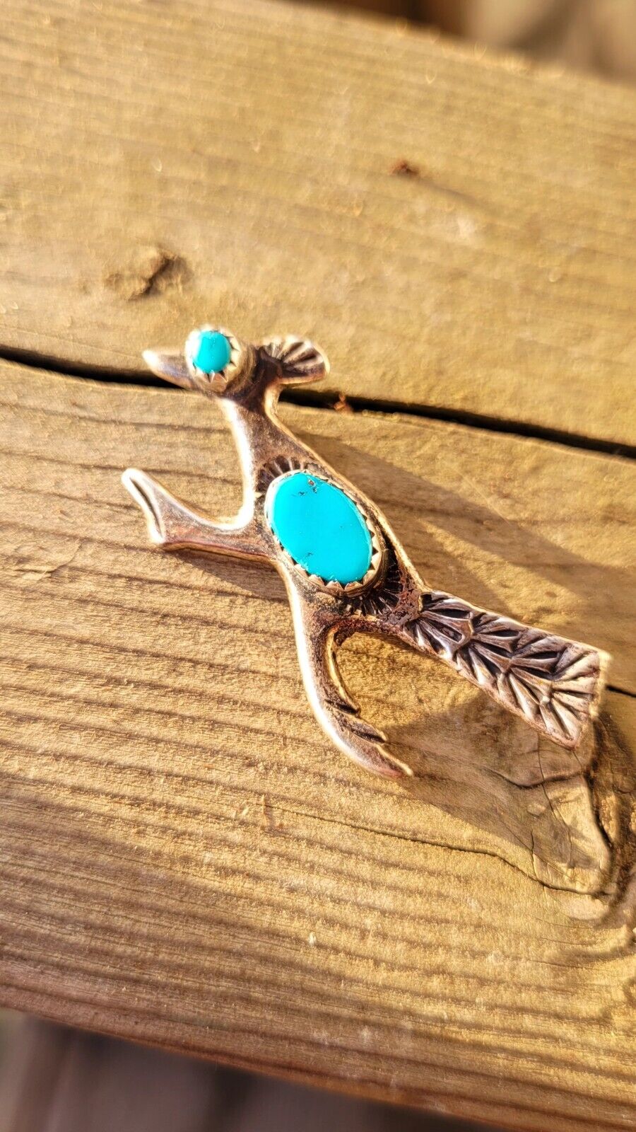 Vintage Native American/SW Sterling Silver Roadrunner Pin w Turquoise