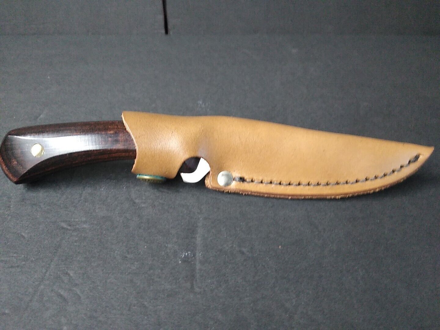 Western W83 Knife, Rare, nice knife with original sheath, Great handle and blade