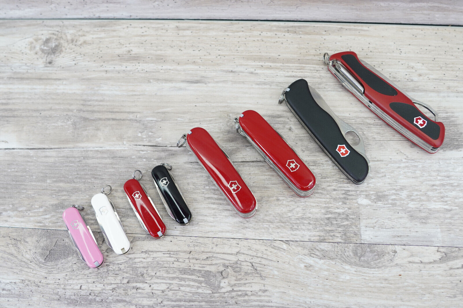 Victorinox Swiss Army Knife- LOT OF 8 ALL IN EXCELELNT CONDITION