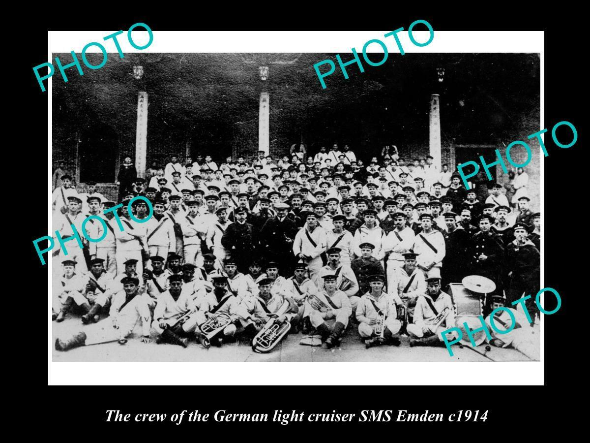 OLD POSTCARD SIZE PHOTO OF THE GERMAN NAVY LIGHT CRUISER SMS EMDEN CREW c1914