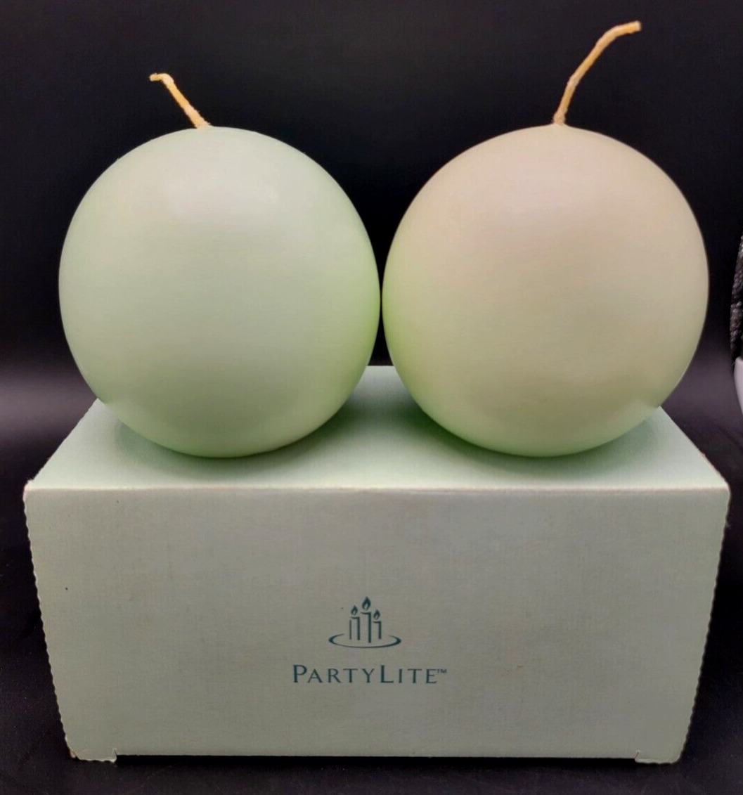 PartyLite Pair of 2 Ball Candles