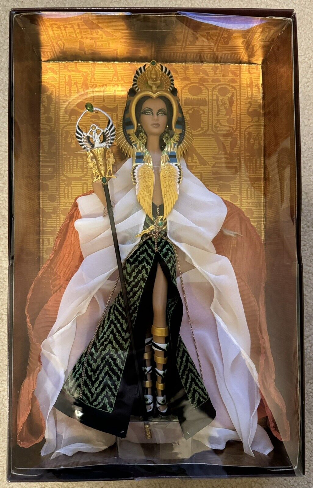 2010 Barbie Collector Gold Label Cleopatra Doll *PLEASE SEE DESCRIPTION*