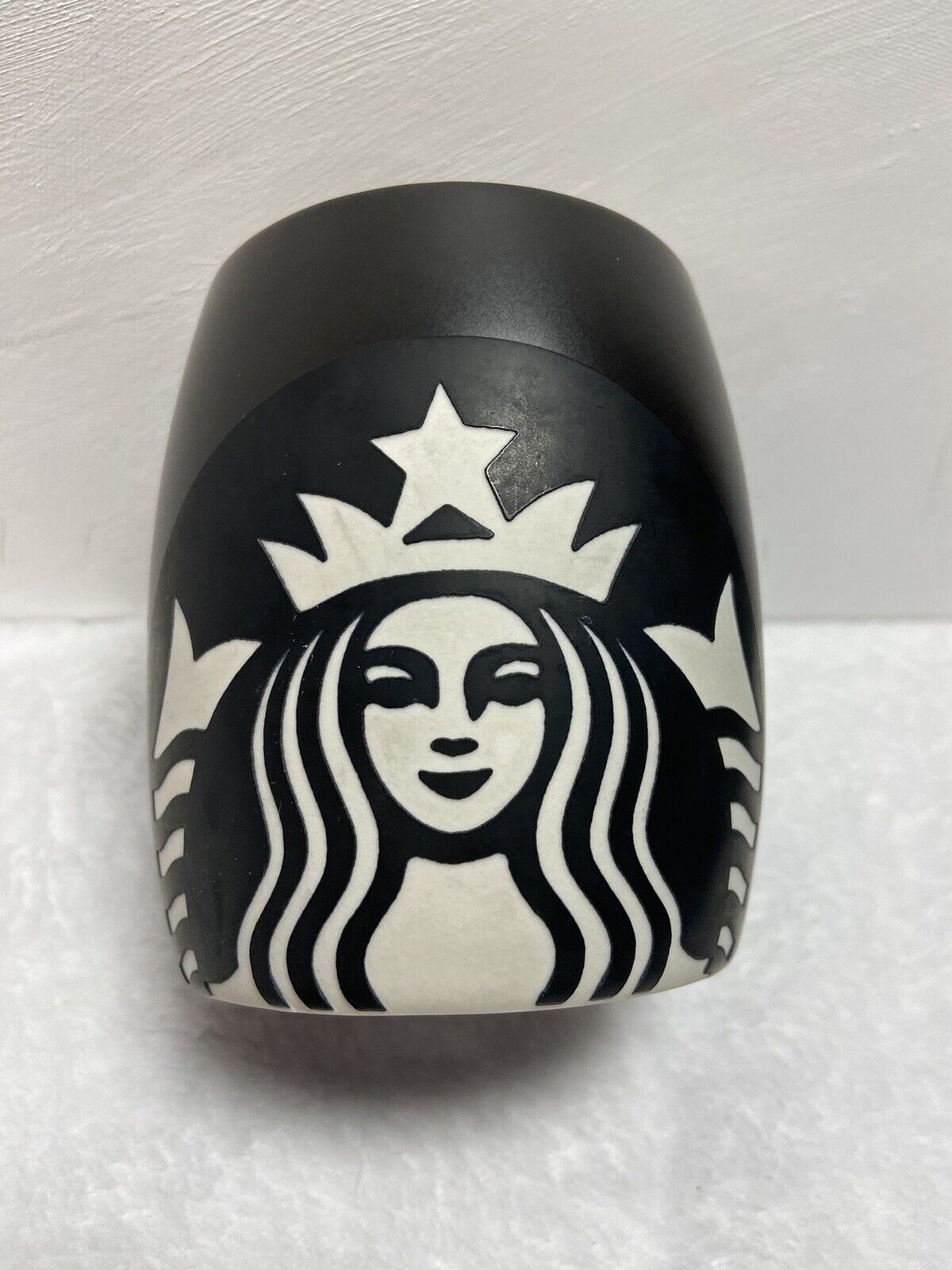 Starbucks 2011 Black And White Etched Mermaid Siren Logo 16oz. Coffee Cup Mug