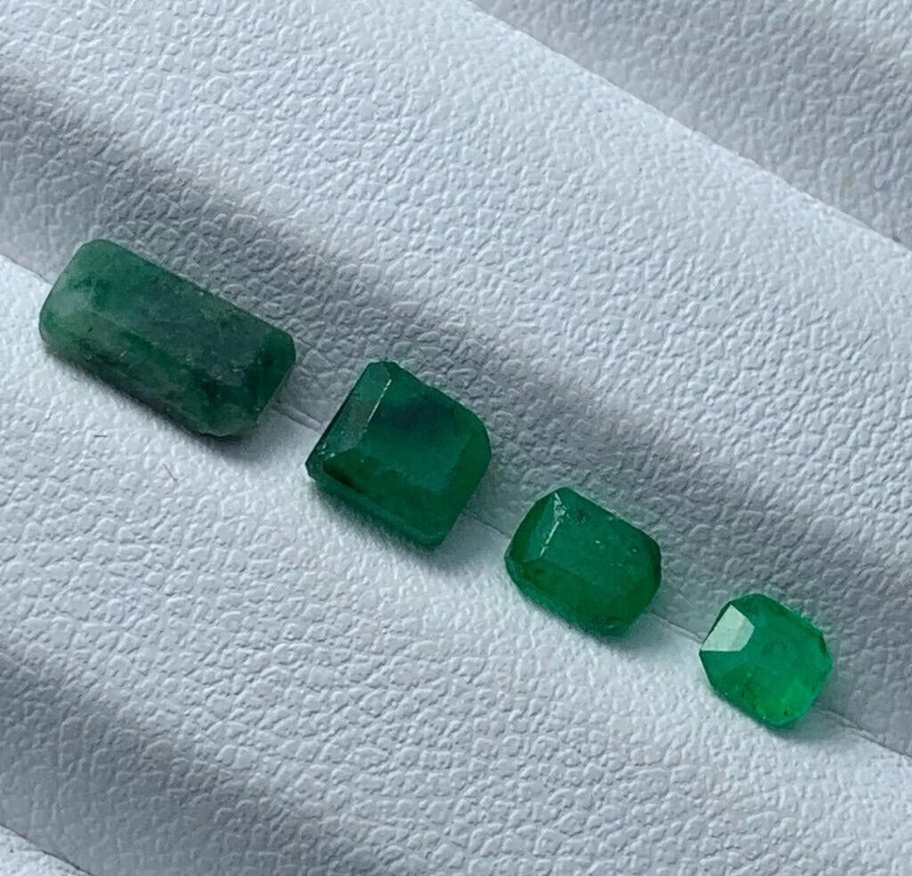 2.55 Carat beautiful 4 Picees emerald crystal  from Pansher Afghanistan