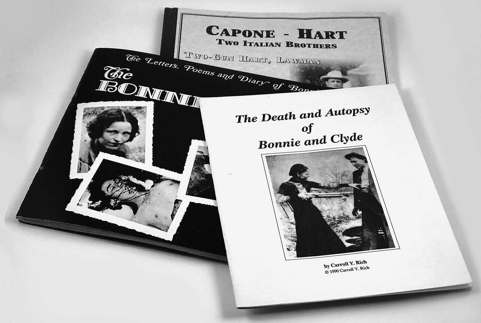 The Bonnie and Clyde scrapbook+Autopsy+Capone-Hart..Paperbacks NEW  